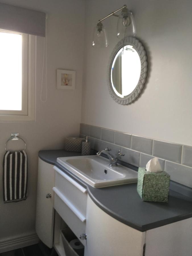 Woodlands Coastal Apartment Southerndown Exteriör bild